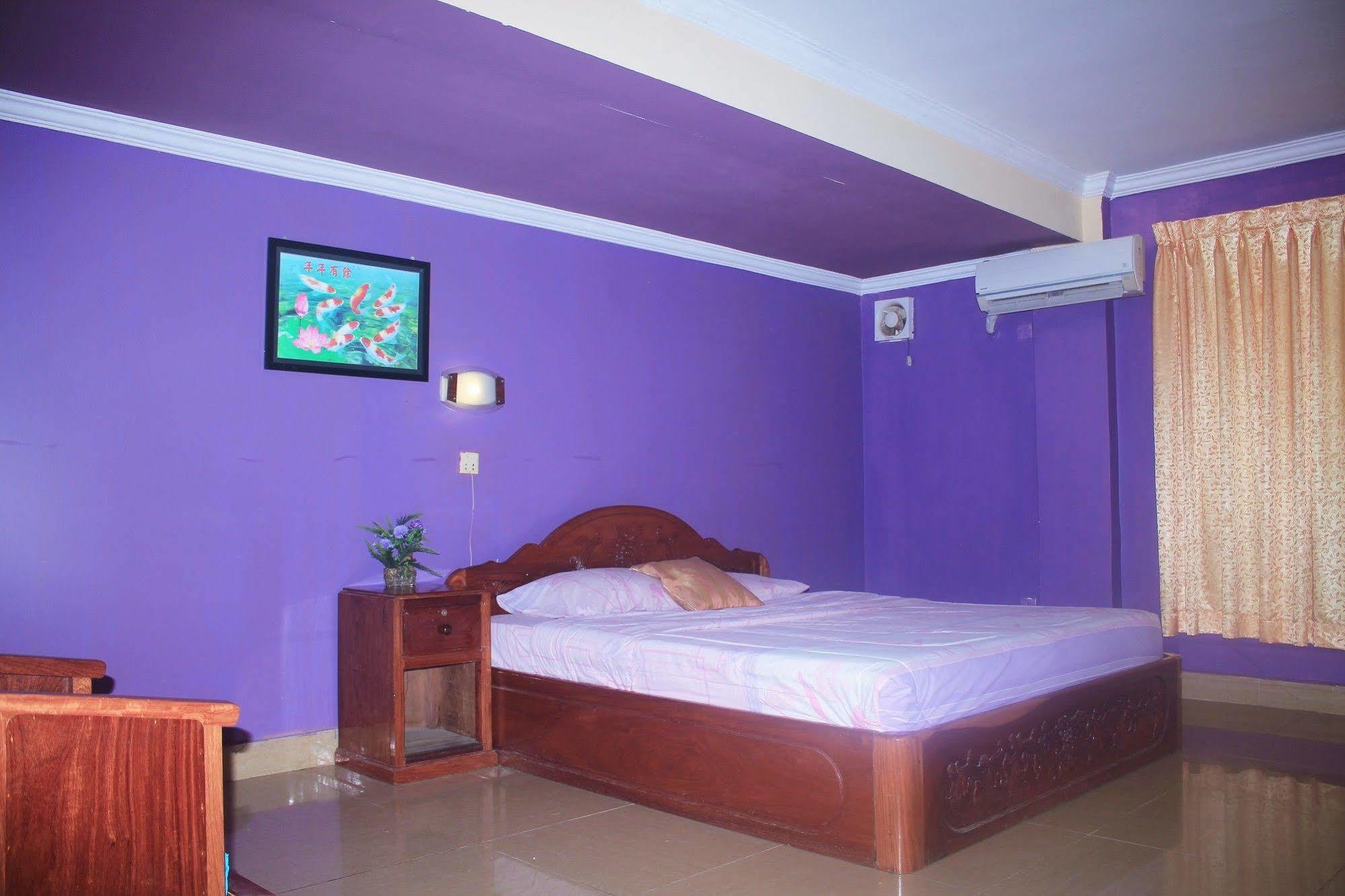Spring Park Hotel Battambang Exterior photo